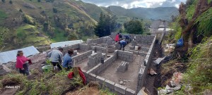 Apoyo a los damnificados por las inundaciones en el Cantón Colta