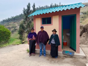 30 Nuevas Baterias Sanitarias en el Cantón Colta